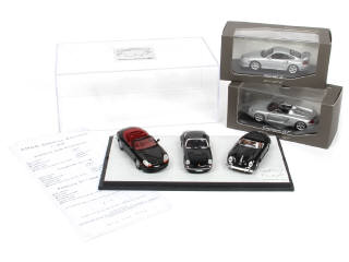 Lot 143 - DIVERS (5)