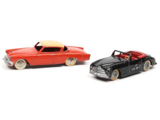 Lot 366 - DINKY TOYS (FRANCE) (2)