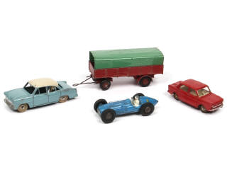 Lot 385 - DINKY TOYS (FRANCE) (4)