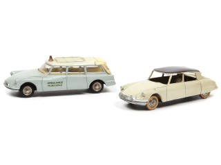 Lot 334 - DINKY TOYS (FRANCE) (2)