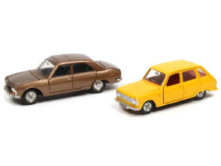 Lot 350 - DINKY TOYS (FRANCE) (2)