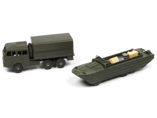 Lot 415 - DINKY TOYS (FRANCE) (2)