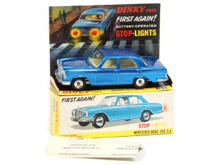 Lot 312 - DINKY TOYS (GB) (1)