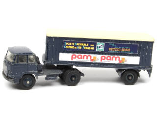Lot 380 - DINKY TOYS (FRANCE) (1)