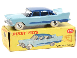 Lot 62 - DINKY TOYS (GB) (1)