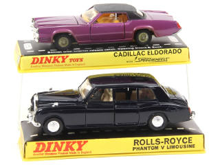 Lot 139 - DINKY TOYS (GB) (2)