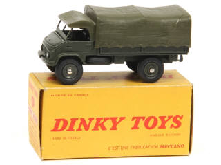 Lot 425 - DINKY TOYS (FRANCE) (1)