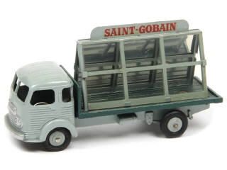 Lot 431 - DINKY TOYS (FRANCE) (1)