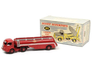 Lot 415 - DINKY TOYS (FRANCE) (1)