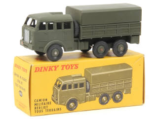 Lot 418 - DINKY TOYS (FRANCE) (1)