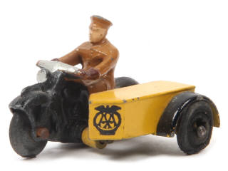 Lot 381 - DINKY TOYS (GB) (1)