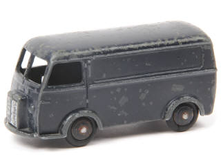 Lot 400 - DINKY TOYS (FRANCE) (1)