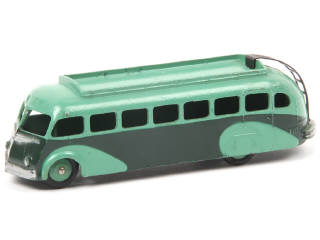Lot 658 - DINKY TOYS (FRANCE) (1)