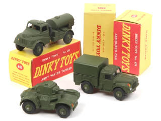 Lot 544 - DINKY TOYS (GB) (3)