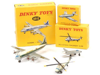 Lot 705 - DINKY TOYS (FRANCE) (3)