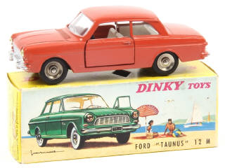 Lot 654 - DINKY TOYS (FRANCE) (1)