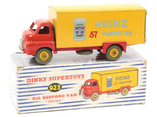 Lot 516 - DINKY TOYS (GB) (1)