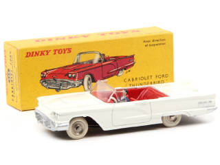 Lot 619 - DINKY TOYS (FRANCE) (1)