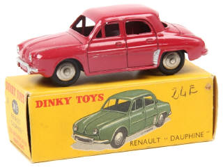 Lot 577 - DINKY TOYS (FRANCE) (1)