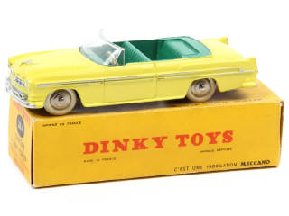 Lot 562 - DINKY TOYS (FRANCE) (1)
