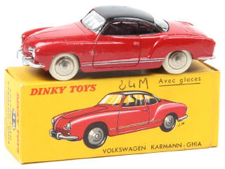 Lot 584 - DINKY TOYS (FRANCE) (1)