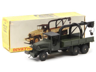 Lot 699 - DINKY TOYS (FRANCE) (1)