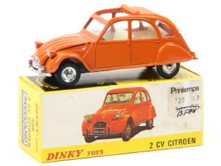 Lot 640 - DINKY TOYS (FRANCE) (1)