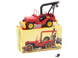 Lot 623 - DINKY TOYS (FRANCE) (1)