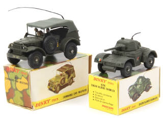 Lot 710 - DINKY TOYS (FRANCE) (2)