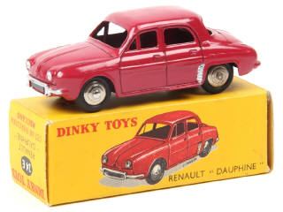 Lot 575 - DINKY TOYS (FRANCE) (1)