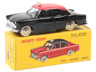 Lot 591 - DINKY TOYS (FRANCE) (1)