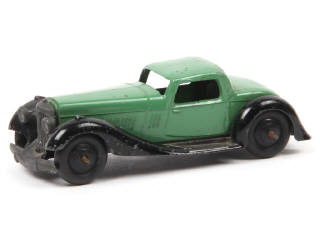 Lot 328 - DINKY TOYS (GB) (1)