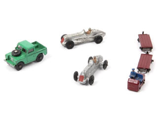 Lot 347 - DINKY TOYS (GB) (4)