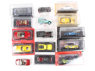 Lot 310 - DIVERS (15)