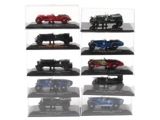 Lot 283 - DIVERS (10)