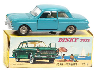Lot 411 - DINKY TOYS (FRANCE) (1)