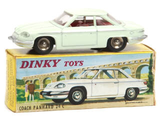 Lot 413 - DINKY TOYS (FRANCE) (1)
