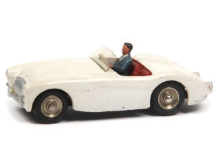 Lot 426 - DINKY TOYS (FRANCE) (1)