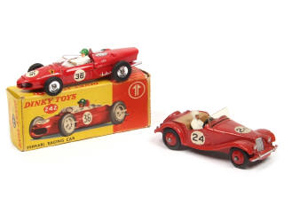 Lot 354 - DINKY TOYS (GB) (2)