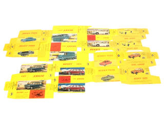 Lot 369 - DINKY TOYS (FRANCE) (8)