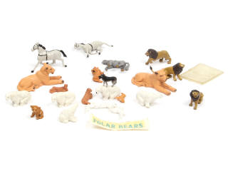 Lot 370 - DIVERS (25)