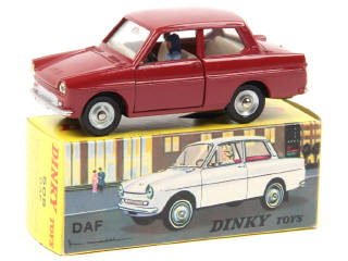Lot 613 - DINKY TOYS (FRANCE) (1)