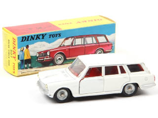 Lot 607 - DINKY TOYS (FRANCE) (1)