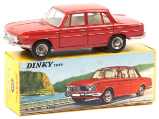 Lot 633 - DINKY TOYS (FRANCE) (1)