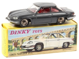 Lot 624 - DINKY TOYS (FRANCE) (1)