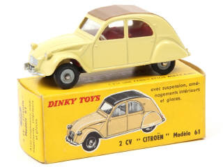 Lot 595 - DINKY TOYS (FRANCE) (1)