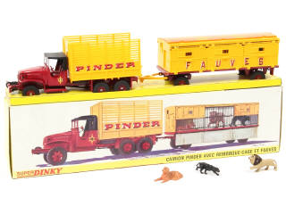 Lot 729 - DINKY TOYS (FRANCE) (1)