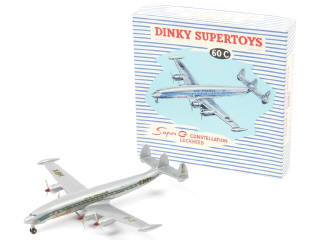 Lot 734 - DINKY TOYS (FRANCE) (1)