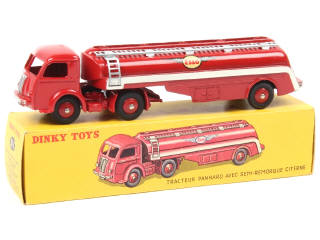 Lot 710 - DINKY TOYS (FRANCE) (1)
