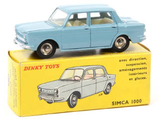 Lot 556 - DINKY TOYS (FRANCE) (1)